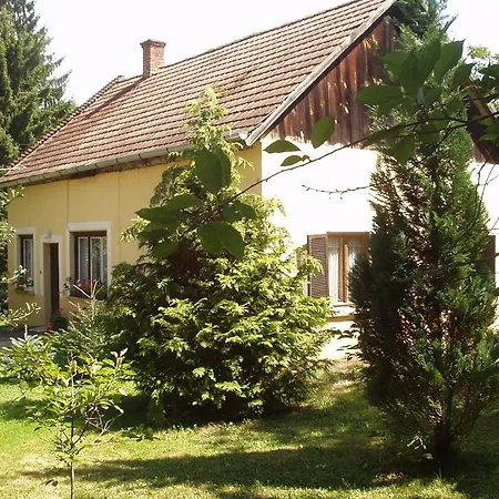 Apartment Liget Vendeghaz